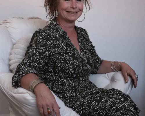Laurence, hypnothérapeute et praticienne EFT à l'Espace Satya d'Elne