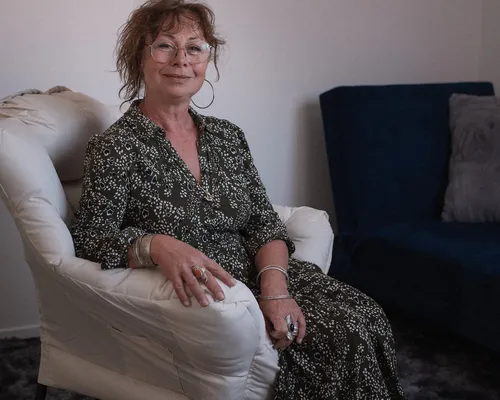 Laurence, hypnothérapeute et praticienne EFT à l'Espace Satya d'Elne